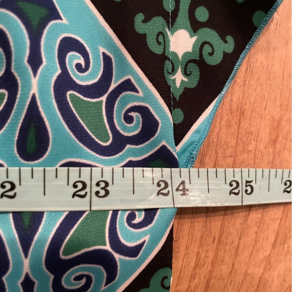 NWOT Chico’s Black Label Jeweled V-neck turquoise Blue geometric silky Poncho L - Picture 6 of 10